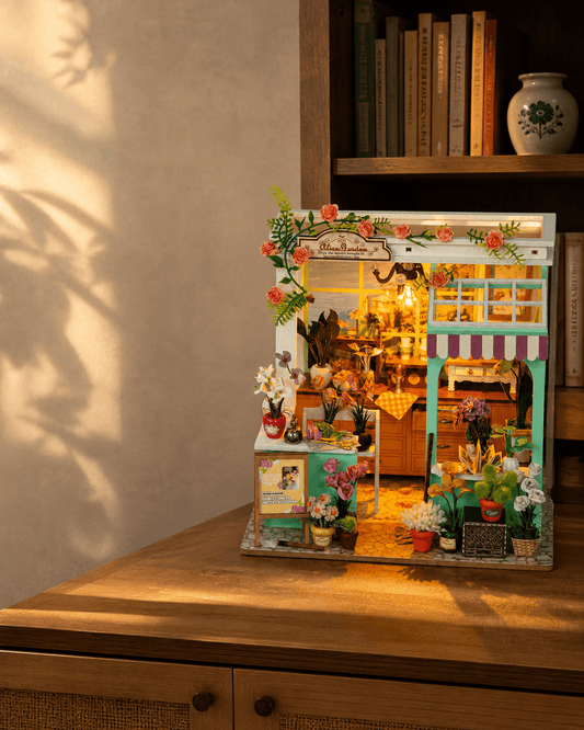 Beginner DIY Miniature House Kits Compared - Soothee®
