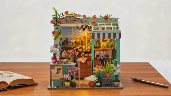DIY Miniature House Kit | Alice's Garden
