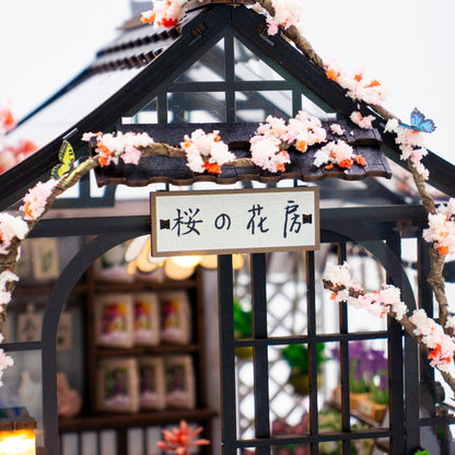 Sakura Greenhouse DIY miniature house kit cherry blossom roof close-up